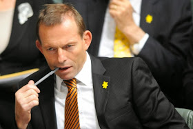 Abbott Desak Indonesia Maafkan Australia