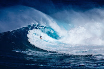 image: https://pixabay.com/photos/surfer-waves-ocean-sea-seascape-1836366/