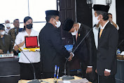 Sugito dan Umar Syahputra Daulay,Resmi Dilantik Menjadi Anggota DPRD Labura