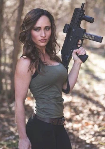 Military girl • Women in the military • Army girl • Women with guns • Armed girls • Tactical Babes 