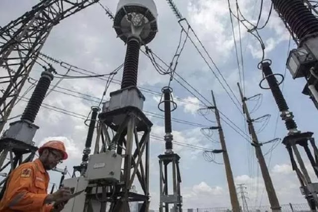 Pemerintah Putuskan Tarif Listrik Tetap dan Beri Diskon 50% untuk Rumah Tangga 