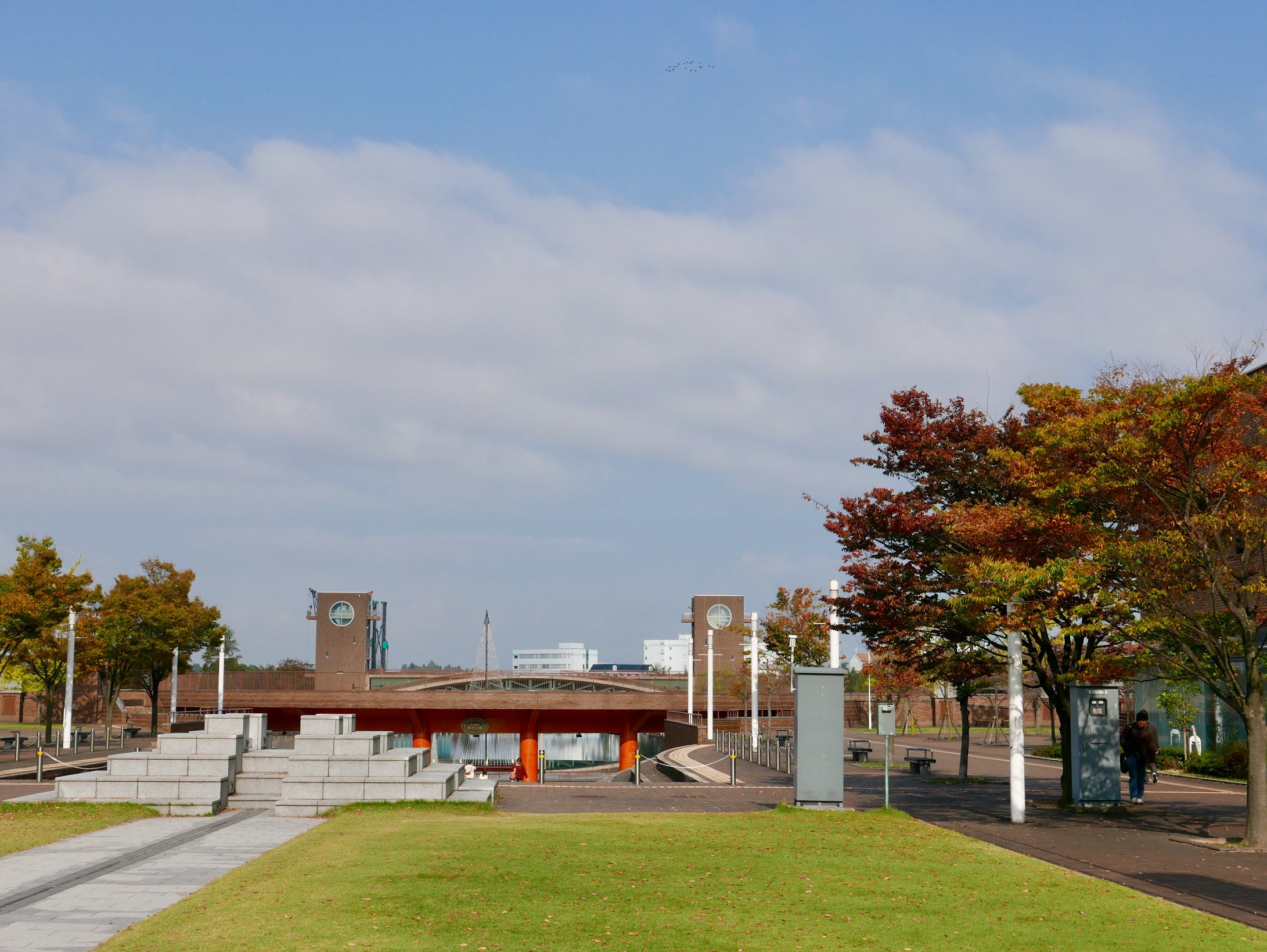 富山市-富岩運河環水公園