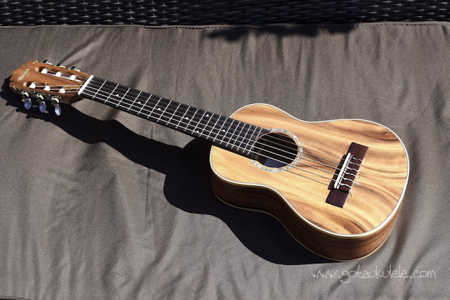 Noah Guitalele Ukulele