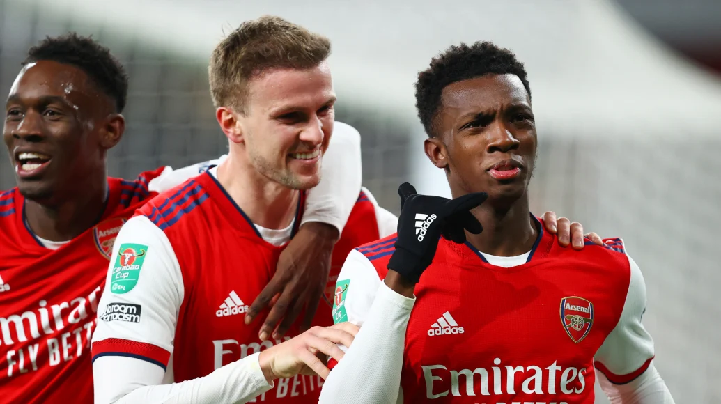 Arsenal back in top-four race with an emphatic 4-2 win over Chelsea