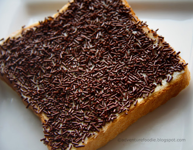 hagelslag chocolate sprinkles Dutch