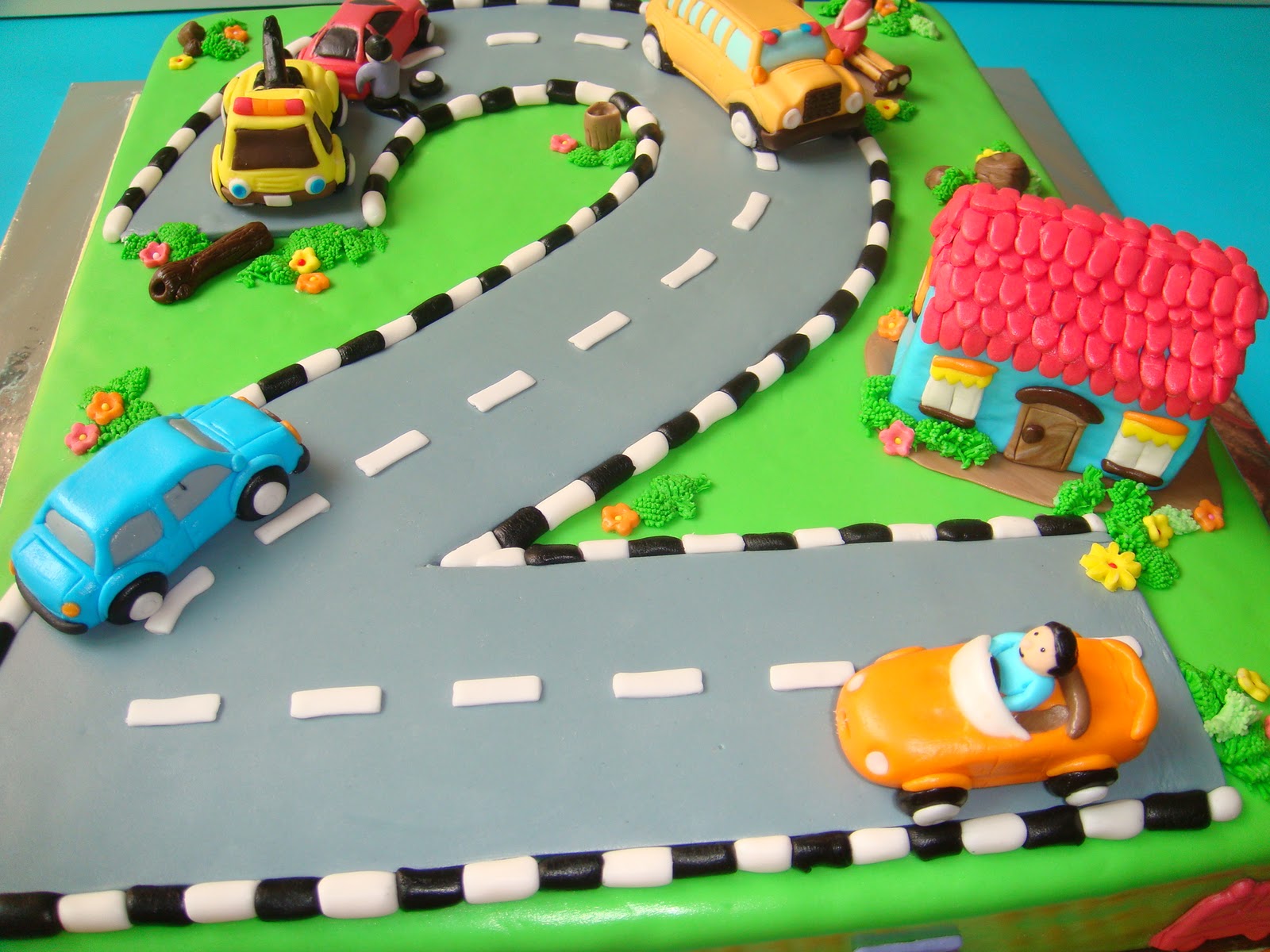 Yummy Baking: Car Theme Fondant Birthday Car