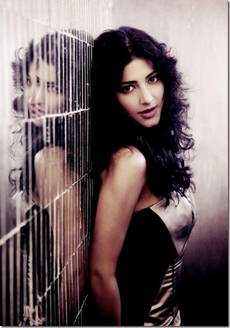 Shruthi-Hassan-FilmFare-Magazine-Photo-Shoot-Photos-1483