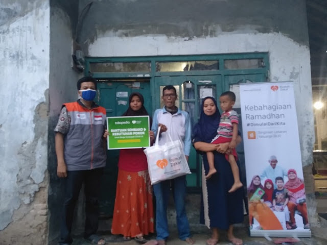 Tokopedia Gandeng Rumah Zakat Saluran Bingkisan Lebaran  Untuk Keluarga Tukang Ojek Yang Terdampak Covid-19