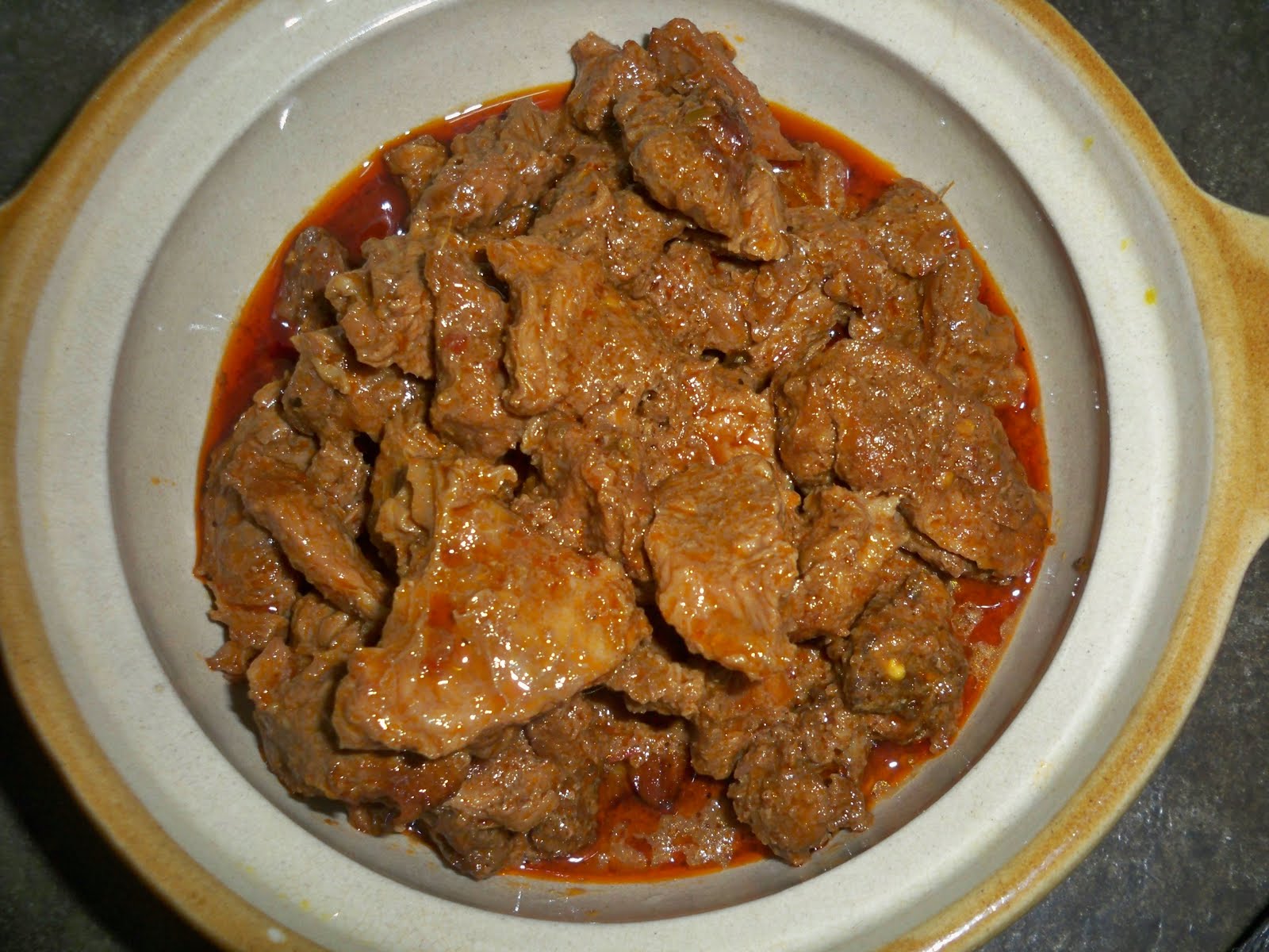 Cerita Dari Mak cik_@ : ~ buat rendang sambil berdendang