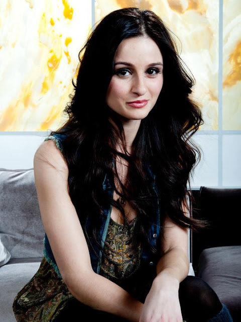 Melanie Papalia HD Wallpapers Free Download