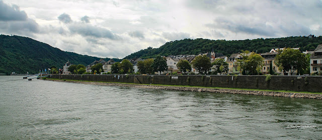 Middle Rhine River Germany geology cruise trip Bacharach castles history Remagen copyright RocDocTravel.com