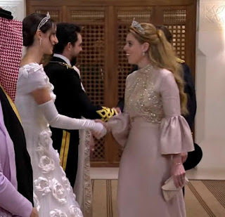 Princess Beatrice wears her mother's wedding tiara
