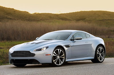 Aston Martin V12 Vantage