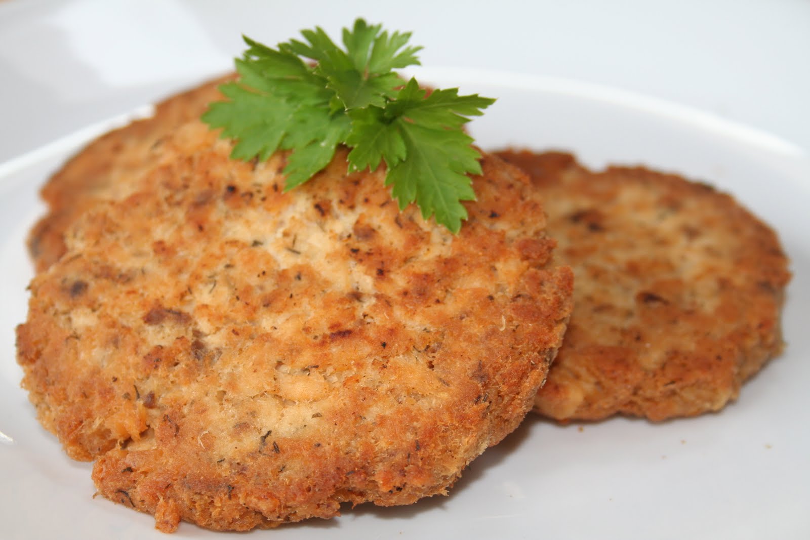 Simple Paleo Primal Salmon Patties have a fresh, light, lemony dill ...