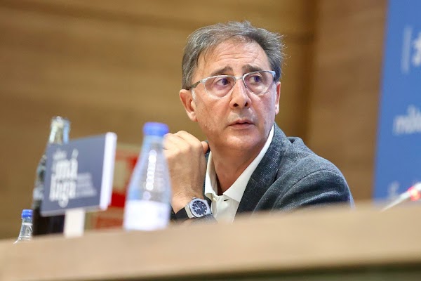 Málaga, Loren Juarros hablará hoy miércoles sobre el mercado de fichajes