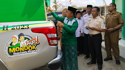 Bupati Lampung Timur Lepas Kendaraan Koin Bhakti Santri untuk Guru Ngaji