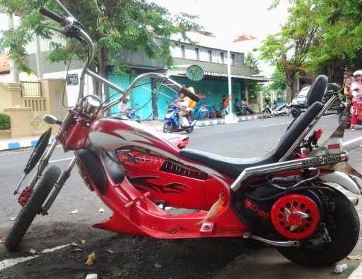 Motor Vespa Unik Sekali