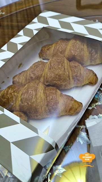 French butter croissants