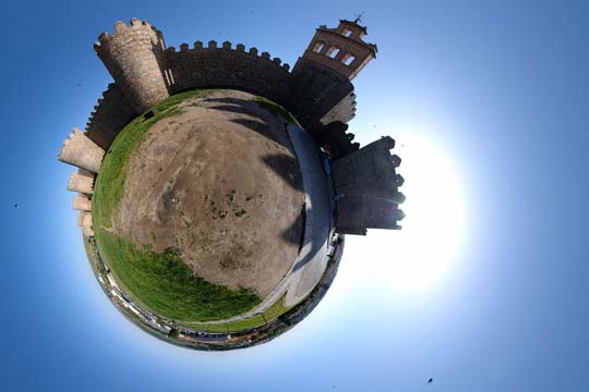 Mesmerising 360 Degree Panoramic Shots with 
Stereographic Projection.