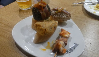 De pintxos por Donosti.