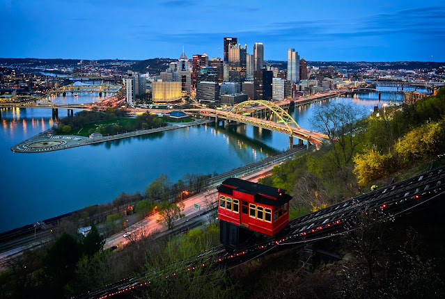 Pittsburgh US:https://unsplash.com/photos/9HGqJq3vglc?utm_source=unsplash&utm_medium=referral&utm_content=creditShareLink