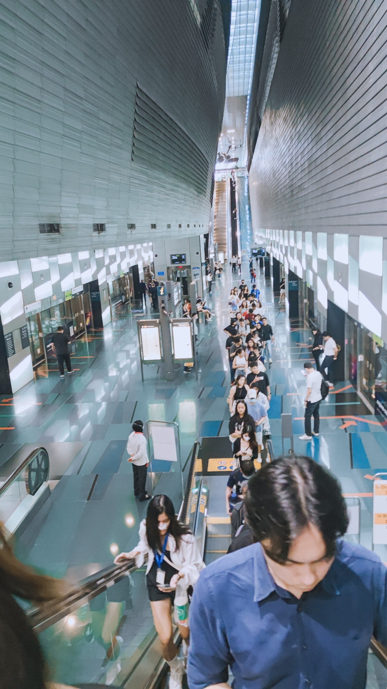 cara menuju ke singapore indoor stadium naik mrt