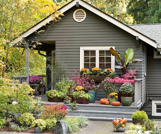 http://www.bhg.com/home-improvement/exteriors/curb-appeal/ways-to-add-curb-appeal/#page=6