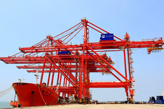 quayside-container-crane