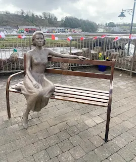 Prince Albert II unveils Princess Grace statue in Newport
