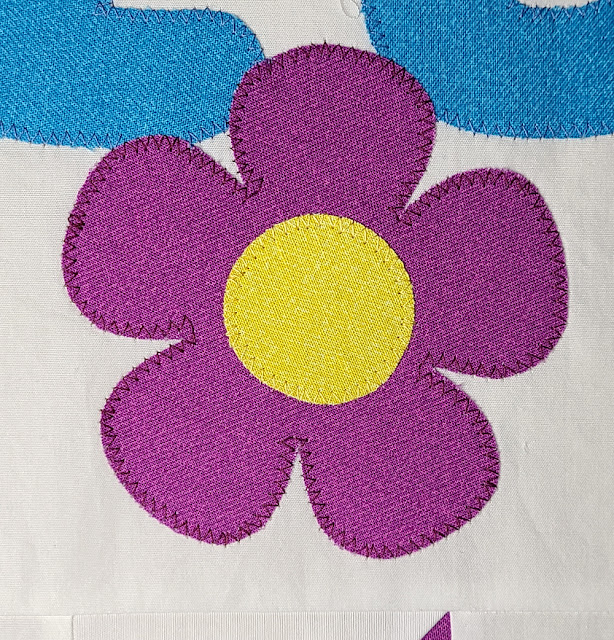 Applique flower | DevotedQuilter.com