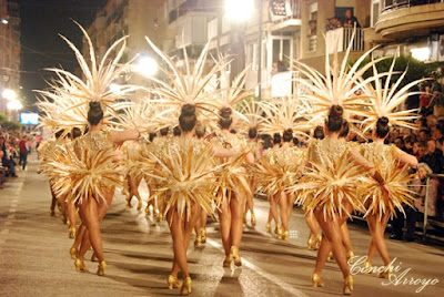 Baile y bello traje de las fiestas de Carnaval en Aguilas 2019