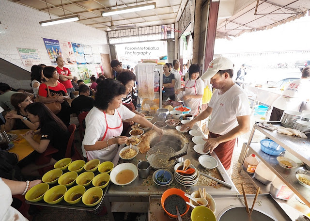 Crowded & Busy Yuen Kee Kopitiam