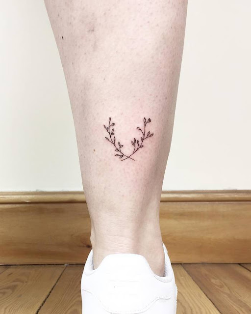 Tatuagens femininas delicadas - 100 ideias para inspirar vocês para a próxima tattoo