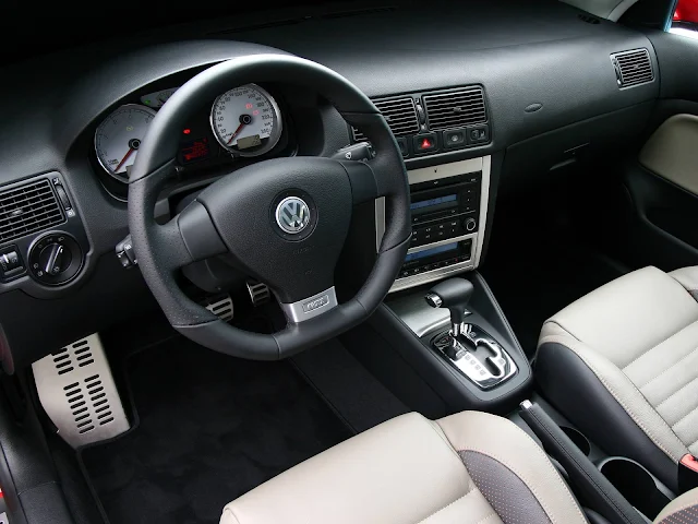VW Golf GTI 2008 193 cv Automático - interior