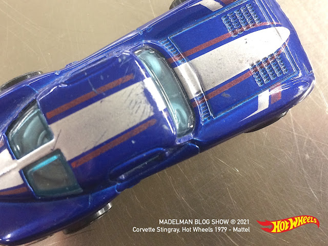 Corvette-Stingray-Hotwheels-1979-Mattel