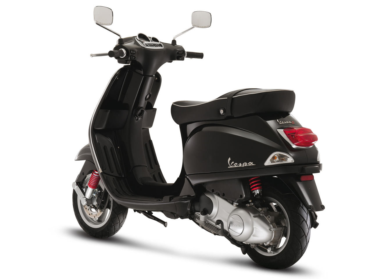IBN   Indian Biker News  Piaggio to launch exciting Variants of Vespa