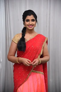 Telugu Anchor Shyamala in Pink and Red Half Saree Stills