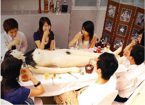 cannibalism in china. Apparently cannibalism is