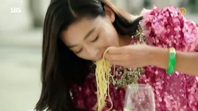 Legend of the Blue Sea Sim Cheong eating noodles