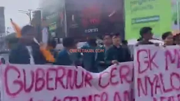 mahasiswa Universitas Lampung "4 tahun Gubernur Lampung Arinal Djunaidi dan Wagub Chusnunia Chalim"
