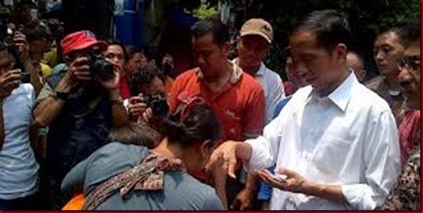 Kontroversi Upah Buruh Jakarta Ala Jokowi Kontroversi Upah Buruh Jakarta Ala Jokowi