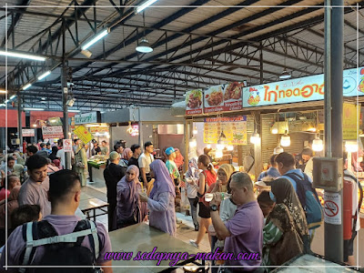 food court ASEAN Night Bazaar