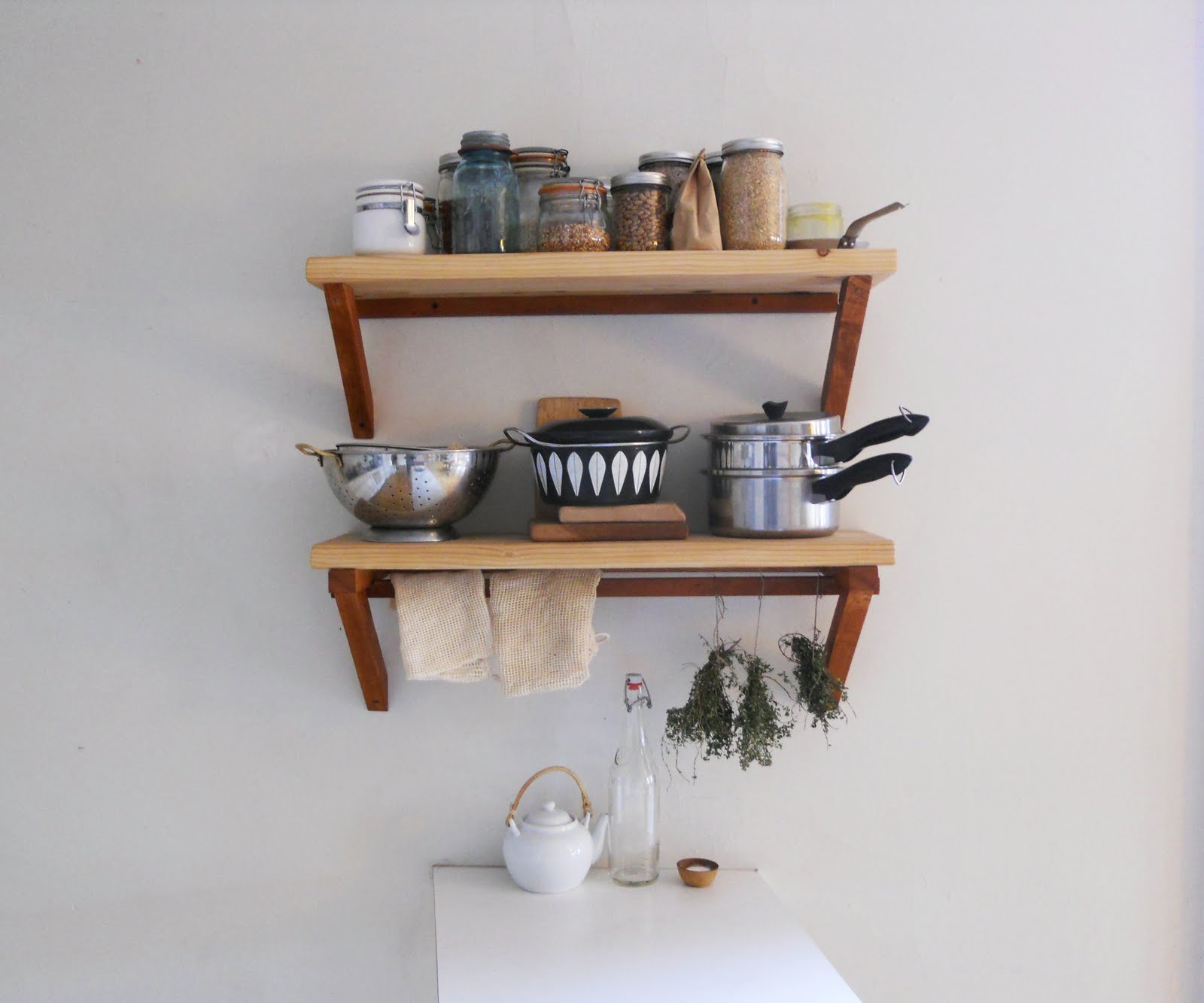 Small Kitchen Design Shelf