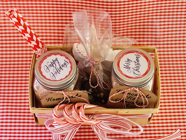 DIY Homemade Hot Chocolate Mix Gift Basket