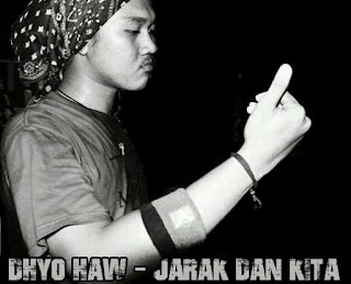 jarak dan kita