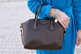 Givenchy Antigona bag, Antigona black small bag, Fashion and Cookies, fashion blogger