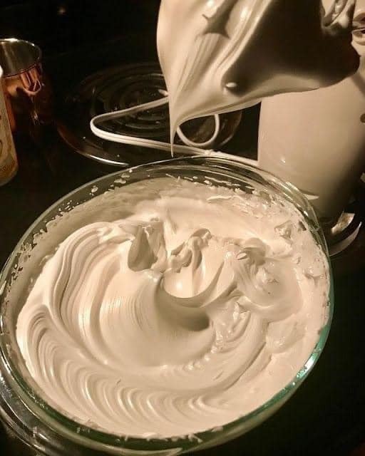 Old fashioned 7 minute frosting