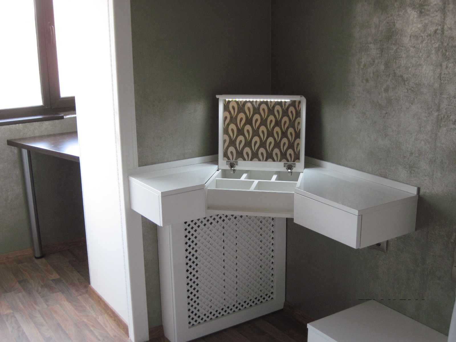 15 Elegant corner dressing table design ideas for small ...