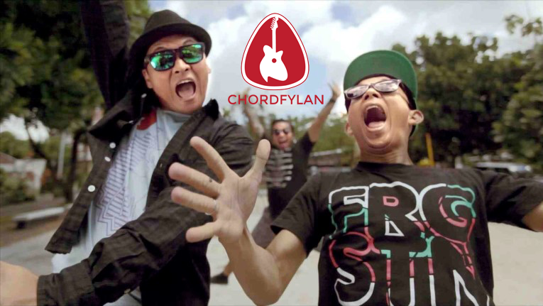 Lirik dan Chord Terlatih Patah Hati - The Rain ft Endank Soekamti