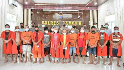 Kapolres Samosir Pimpin Binrohtal Personil, PNS, PHL, Office Boy dan Tahanan Polres Samosir